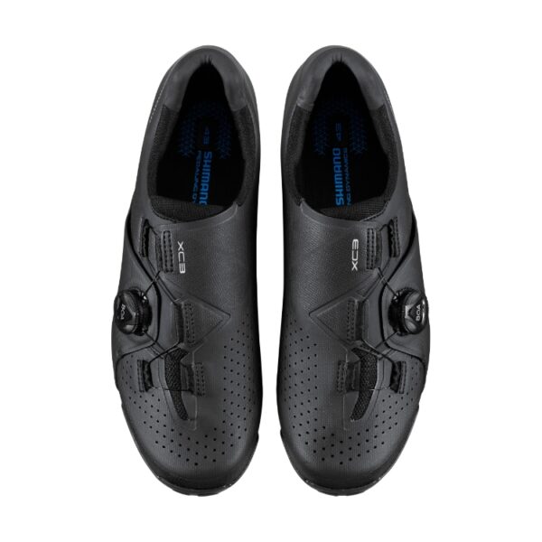 Black Shimano XC3 MTB cycling shoes, top view.